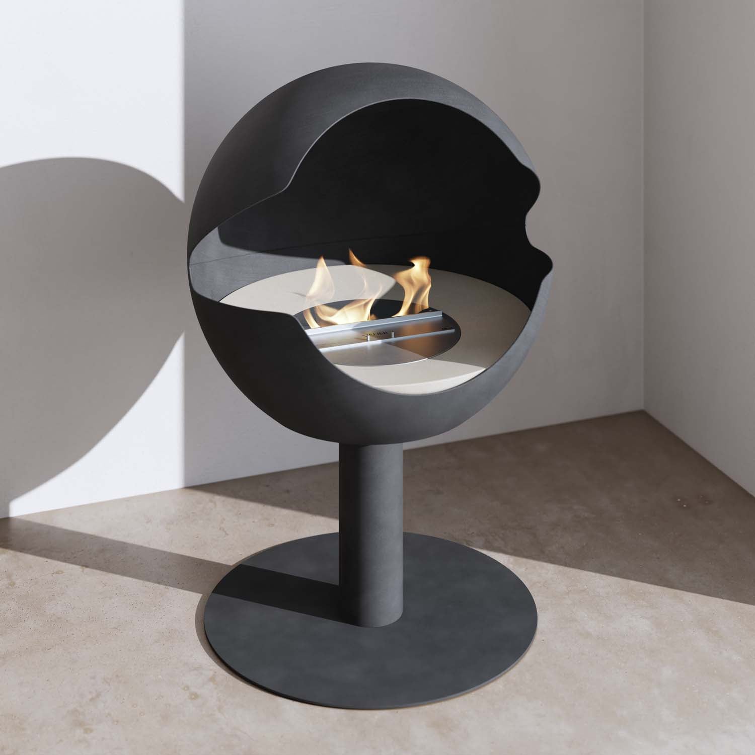 Globe Black